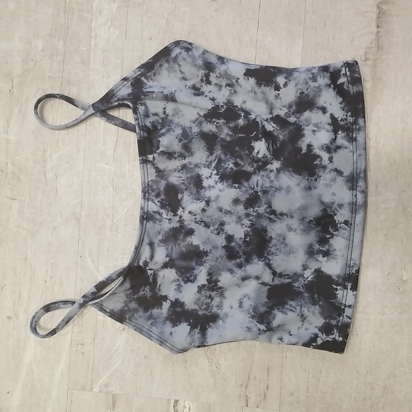 💕ONZIE💕 Belle Cami Crop Top ~ Moonstone Acid Wash Tie-Dye S/M NWT - Picture 6 of 12